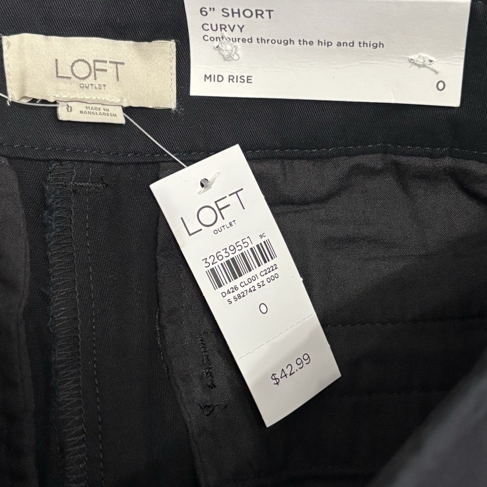 Loft Curvy Mid Rise 6" Black Shorts Size 0 NWT - Picture 3 of 5